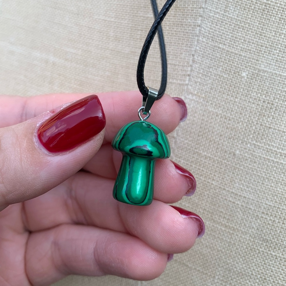 Handmade Genuine Stone Mushroom Amulet Necklace - Picture 10 of 11